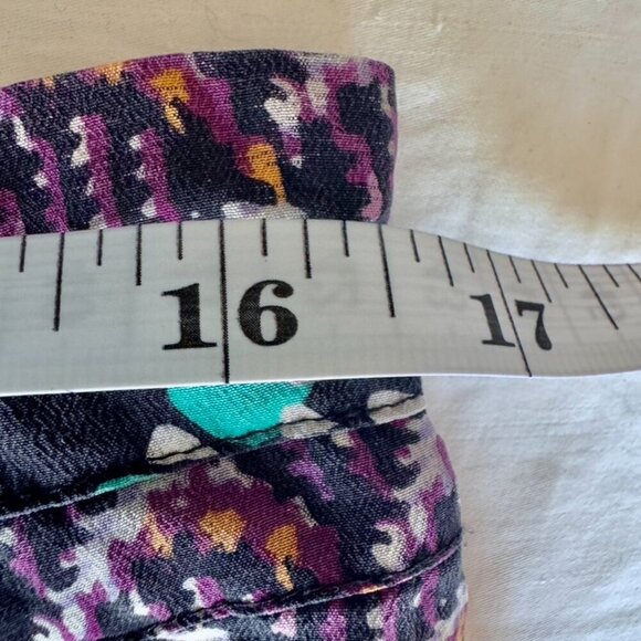 100% Silk Purple Patterned Cropped Pants - Picture 9 of 12